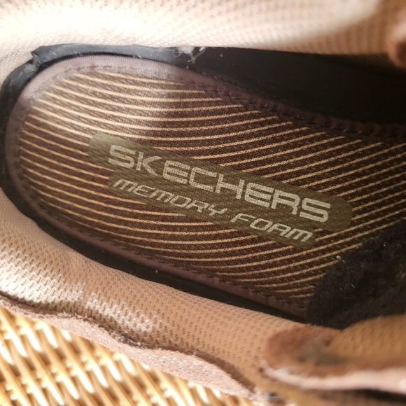 NWOT SKECHERS MENS CASUAL SNEAKERS 63746~ SZ 9.5 brown leather relaxed step - Picture 8 of 13